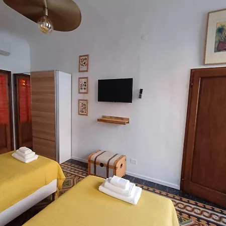 Apartment Contemporary Classic Florenz