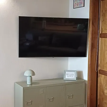 Apartment Contemporary Classic